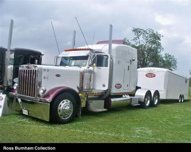 Custom Trux Fergus truck show